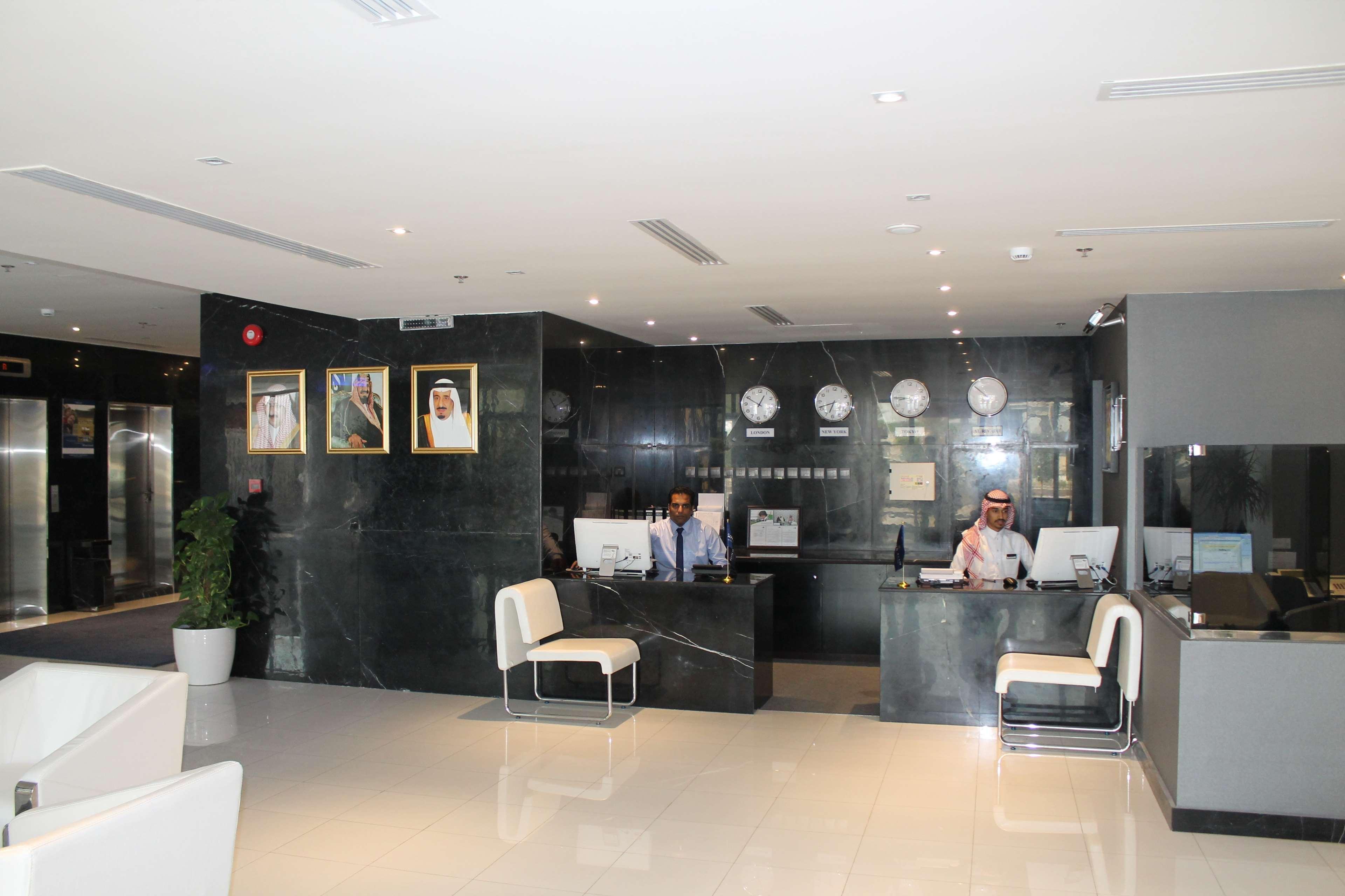 Golden Tulip Al Khobar Suites Экстерьер фото