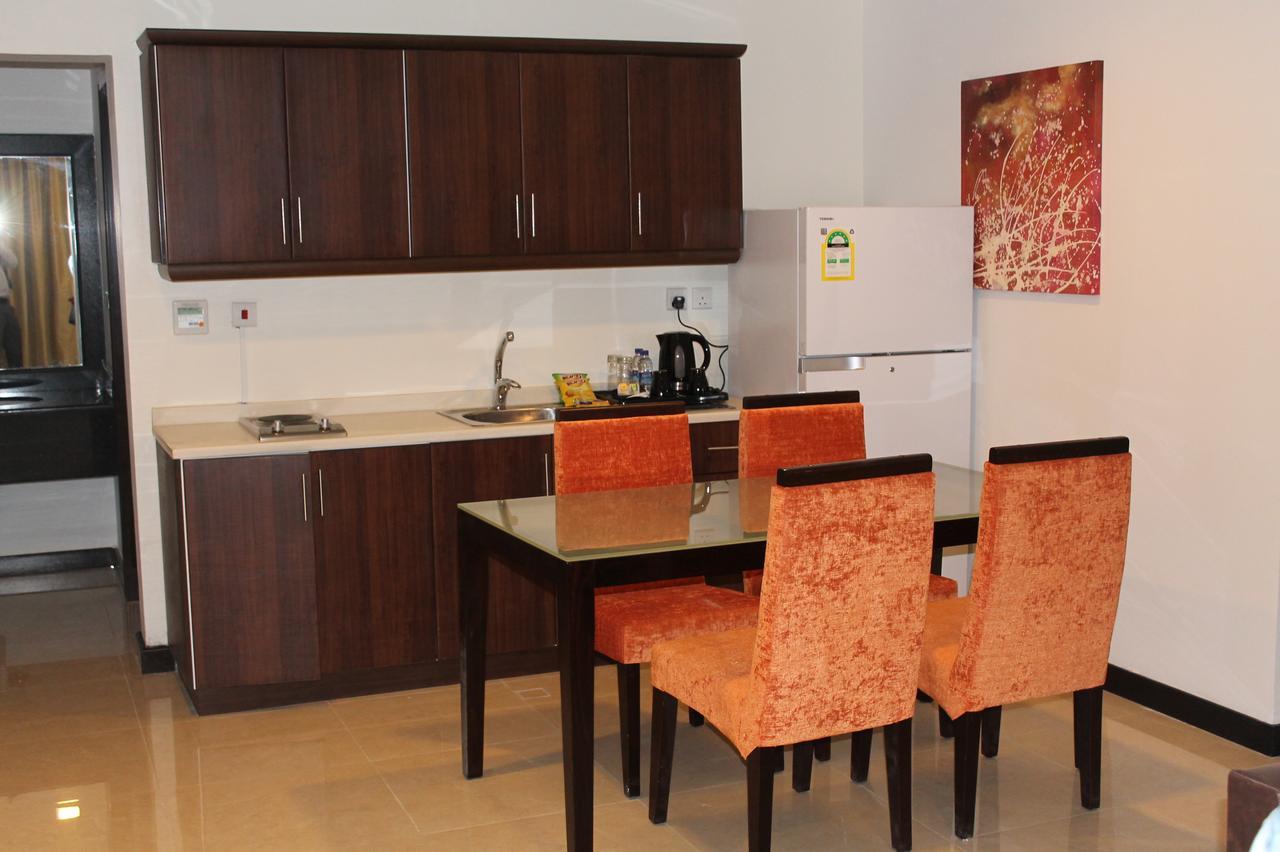 Golden Tulip Al Khobar Suites Экстерьер фото